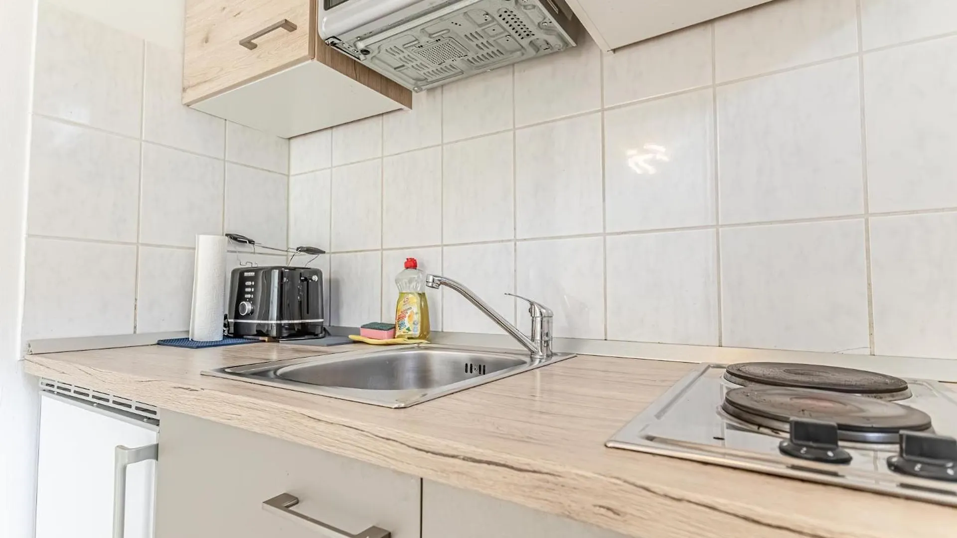 Apartmán Beautiful 1BR Apt, 10 Min to Westbahnhof Vídeň